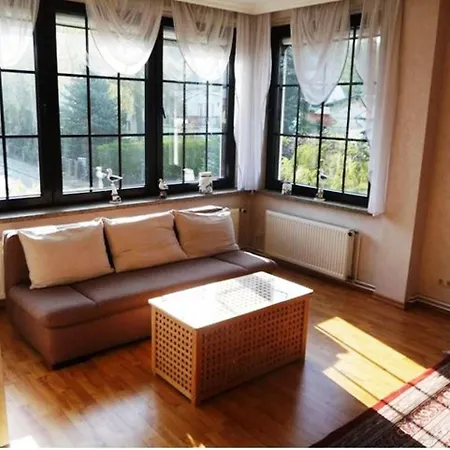 Lara Holiday home Zinnowitz